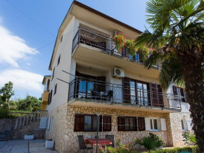 Cosy Apartment in Malinska near Sea